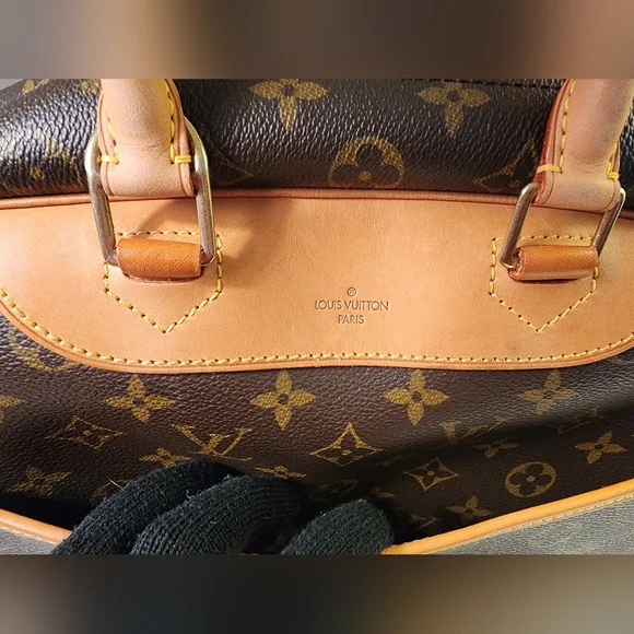 ❌️SOLD❌️ Louis Vuitton Deauville monogram handbag Date Code MB0072 - Picture 7 of 13